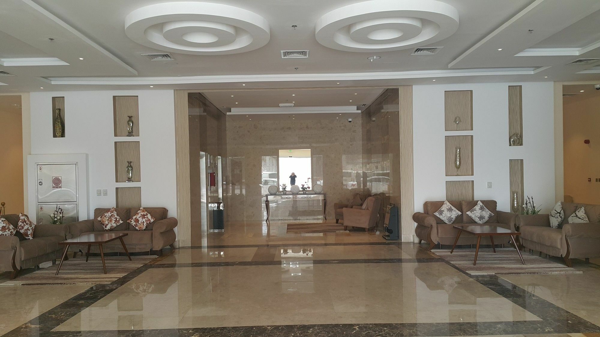 Al Mansour Park Inn Hotel&Apartment Doha Exterior photo
